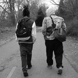 Simmi - Jumpin Out The Window (feat. Nephew Hercules) (Explicit)