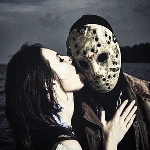 ##Friday13th (Explicit)