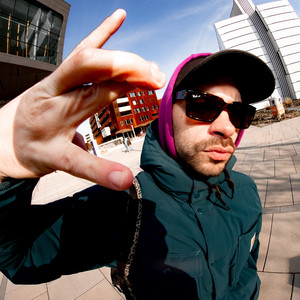 Cool refrén (Explicit)
