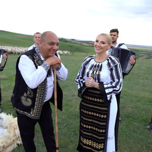 Ploua, fulgera si tuna