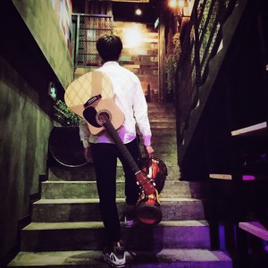 我说今晚月光那么美 你说是的