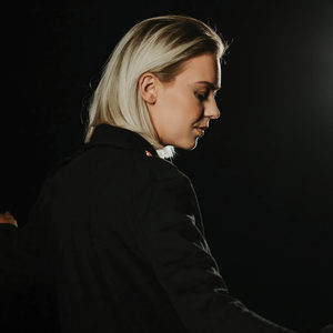 Ant pasaulio krašto (Explicit)