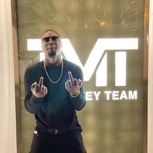 Sergvvs (Too Busy) (feat. Kirko Bangz)