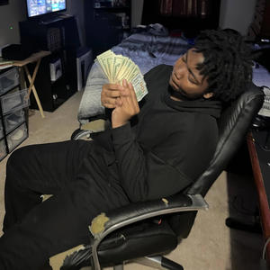 People Like Me W.Hollowklips (feat. Hollowklips) (Explicit)