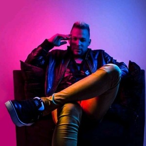 Victor R - El Amor Es una Vaina Bacana