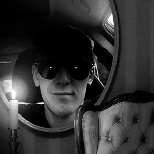 How come mountins swim