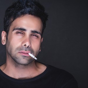 Dokhtare Kuchehaye Tabestan