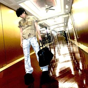 dlwindle - 汗 (Explicit)