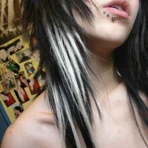 cut ma face -cuz im ugly (Explicit)