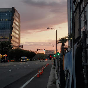 Quiero Besos (feat. 03osc, Xaxanity, t2i & 8ngelonline) (Explicit)