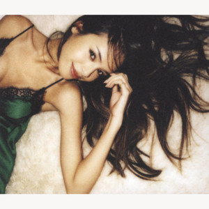 IT MAKES ME FEEL LIKE DANCIN'