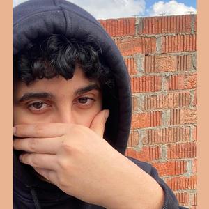 اسمراني عيونه سمرا