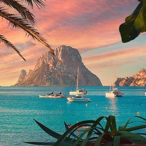 ibiza (feat. Jonna Fraser) (Explicit)