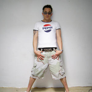 Shout (Radio Edit|Explicit)