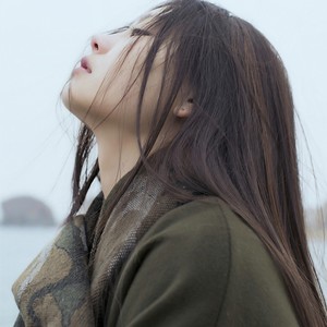 寒风吹 月如钩