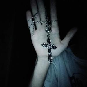 Fala baixo (feat. luvdyann) (Explicit)