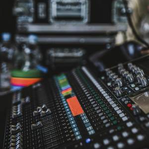 Dont Play with Me (Explicit)