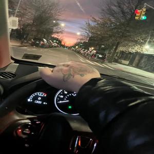 Aint no discussion (Explicit)