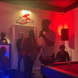 Wine On Me (feat. MitchFloss) (Explicit)