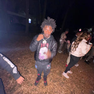 Walkthur (feat. drakk) (Explicit)