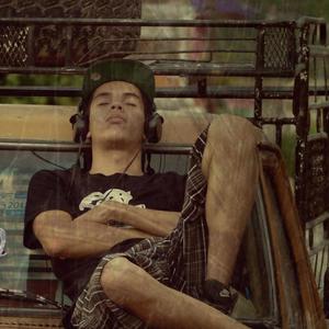 Mi Movimiento(feat. Mc Surviver) (Explicit)