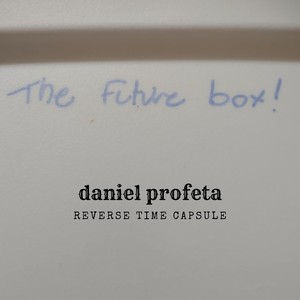 Reverse Time Capsule