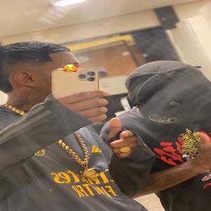 MTG - 4 COM 4 DA 8 (feat. MC VN RJ, Mc Mr. Bim & MC BEATRIZ) (Explicit)