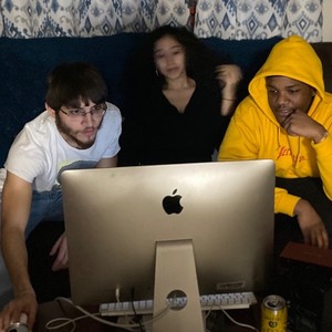 Sunshine(feat. Ayah & They Love XV) (Explicit)