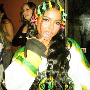 WaitForU (feat. ynsliljayy & lou) (Explicit)