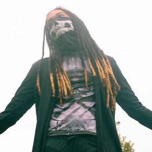 No Loose Change (feat. Lord Slade & Ujuajua) (Explicit)