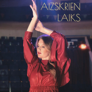 Aizskrien Laiks