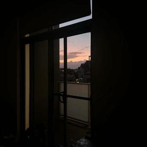 爱一个人或许要慷慨封面