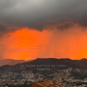 La ciudad que toca las nubes, Medellín