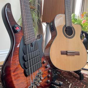 Ben Hands - Alice In Wonderland