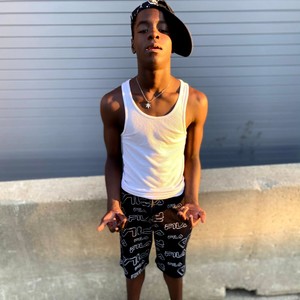 dead(feat. FEB Groovy) (Explicit)