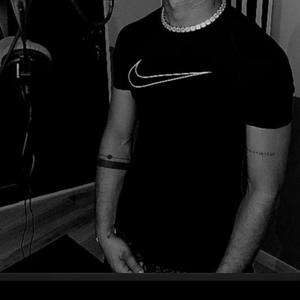 La independiente (feat. Stiven.Jr)