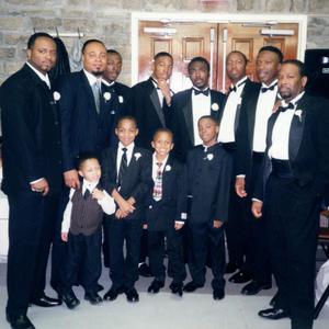 WRITERS BLOCK(feat. SwaVay) (Explicit)