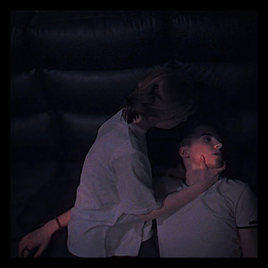 В сознании?