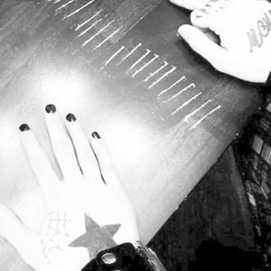 freezing (feat. bailey snow) (Explicit)