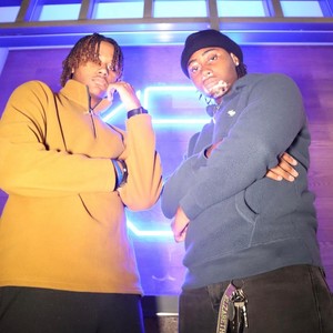 SIDE BY SIDE(feat. Kayodii) (Explicit)