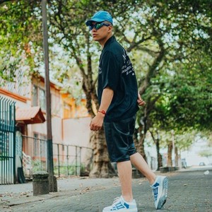 cuerno azulado (Explicit)