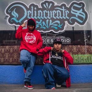 ESTILO TUMBADO (feat. CHINO DS) (Explicit)