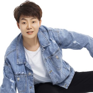 歌曲：灯火里的中国 (Live)