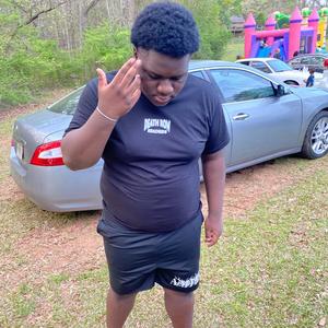 SafeHouse (feat. GoldenKShawty) (Explicit)