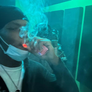 up close (feat. drose, luhxanny & mar) (Explicit)