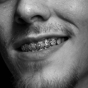 Showin' My Teeth (Explicit)