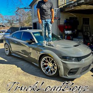 Run But Cant Hide Freestyle (feat. Foxx26kevo) (Explicit)