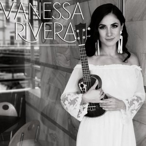 Vanessa Rivera Con Ukulele