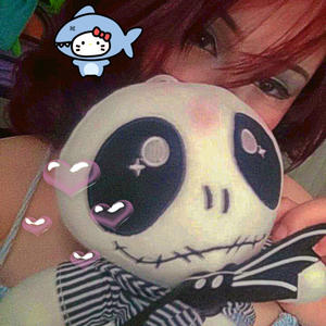 She can't let me go (feat. 12narc12) (Explicit)