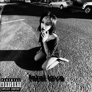 hallucinating (feat. Adrína) (Explicit)